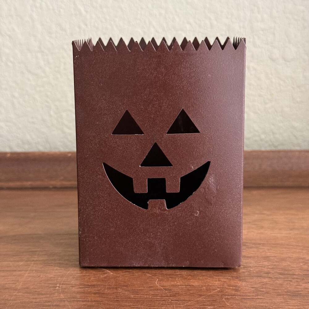 Vintage Metal Jack - o - Lantern Luminary